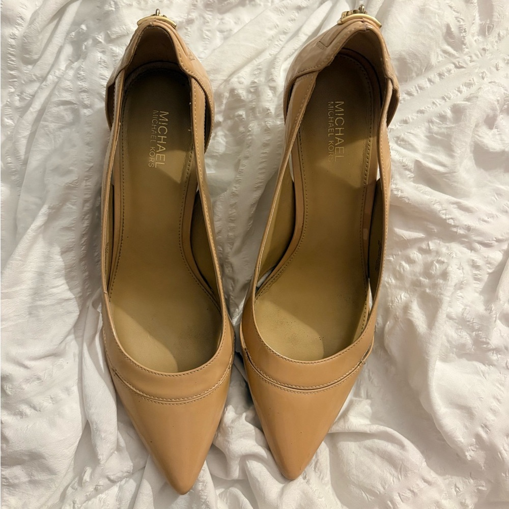 Micheal Kors Neutral Point Toe Women’s Heels
